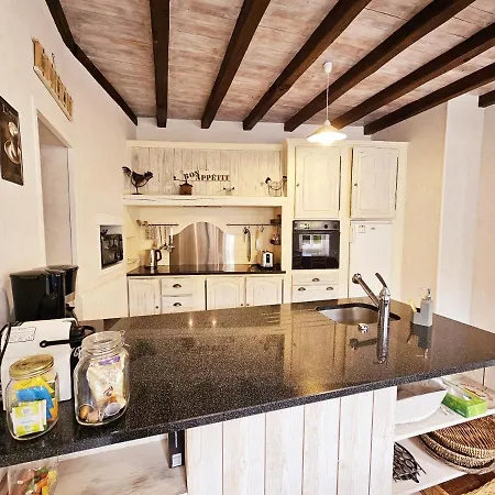 Le Creux Du Loup La Couronne (Charente)