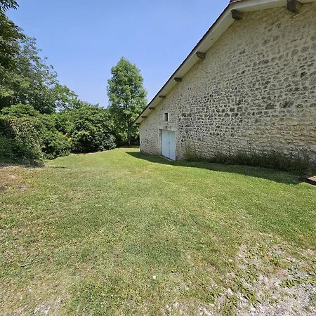 Casa de Férias Le Creux Du Loup